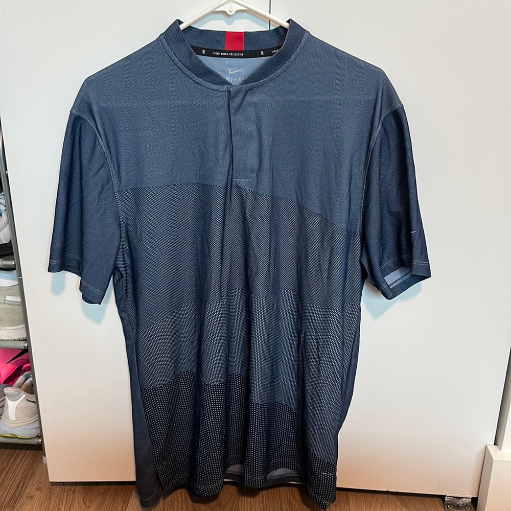 Nike Dri Fit Golf Shirt